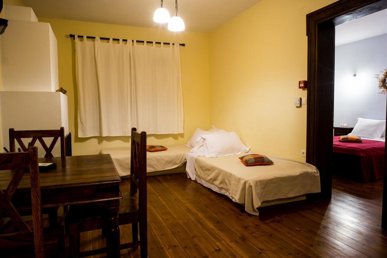 Eos - Authentic Experience Otel Skíti Oda fotoğraf